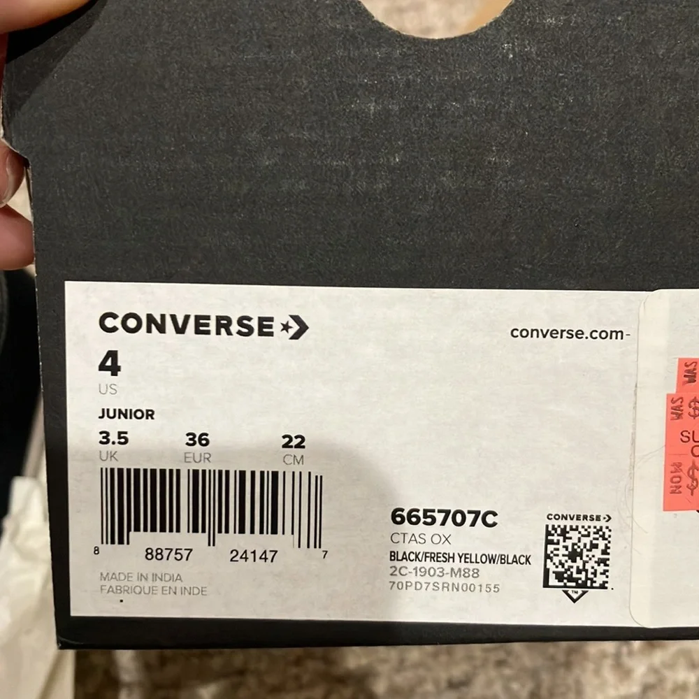 Converse Chuck Taylor All Star Low 'Smiley Face - Black' 665707C big kids US 4 - Picture 13 of 13